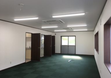 川口市内某事務所新築工事物件。２階建て