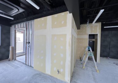 都内某印刷工場事務所